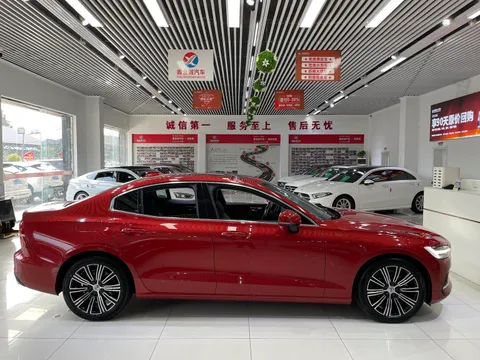 Volvo S60