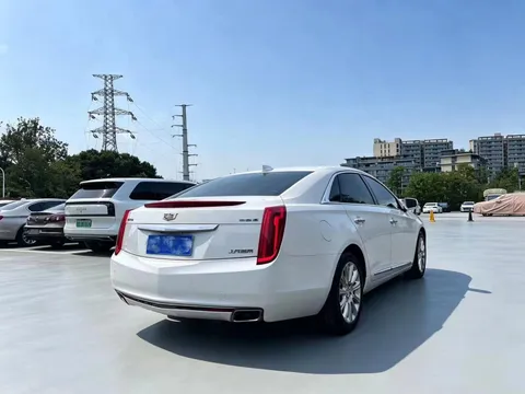 Cadillac XTS
