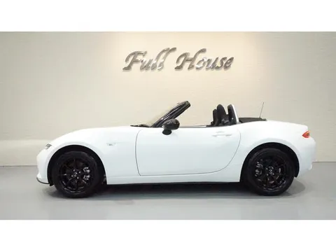 Mazda MX-5 (Roadster)