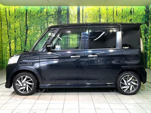 Suzuki Spacia Custom