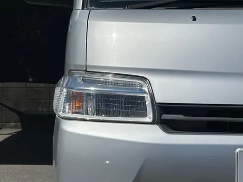 Toyota TownAce Van