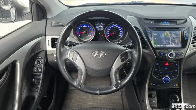 Hyundai Elantra (Avante)