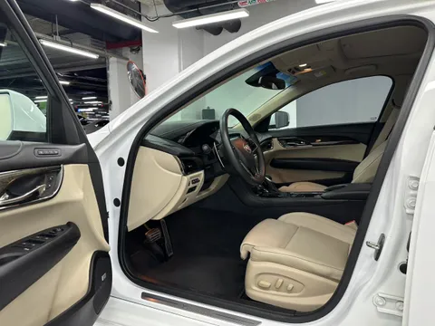 Cadillac ATS-L