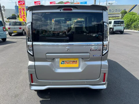 Suzuki Spacia Custom