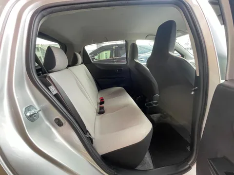 Toyota Yaris (Vitz)