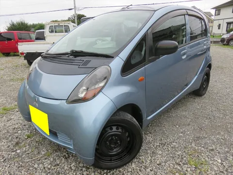 Mitsubishi I