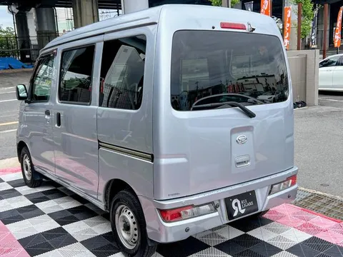 Daihatsu Hijet Cargo