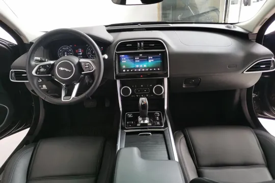 Jaguar XEL