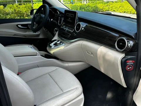 Mercedes-Benz V-Class