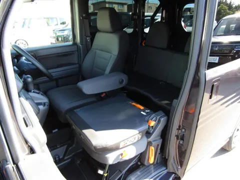 Honda N-VAN Plus Style