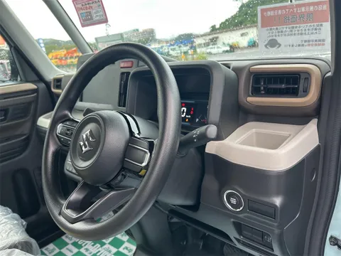 Suzuki Spacia
