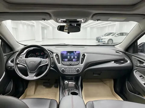 Chevrolet Malibu XL