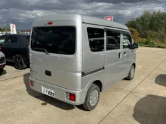 Mitsubishi Minicab Van