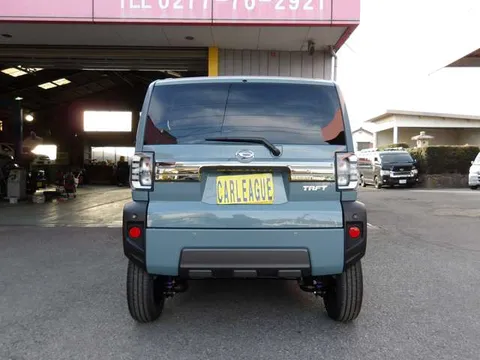 Daihatsu Taft