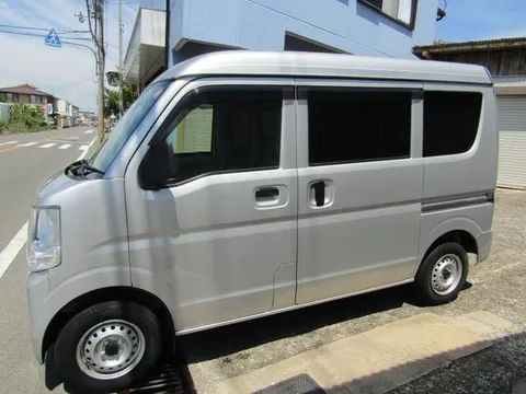 Nissan Clipper
