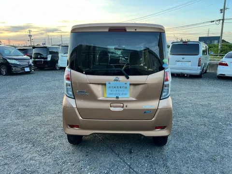 Nissan Dayz Roox