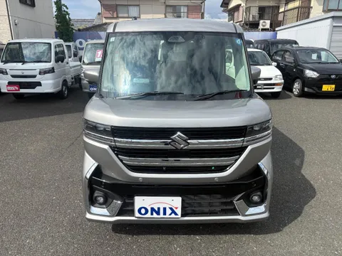 Suzuki Spacia Custom
