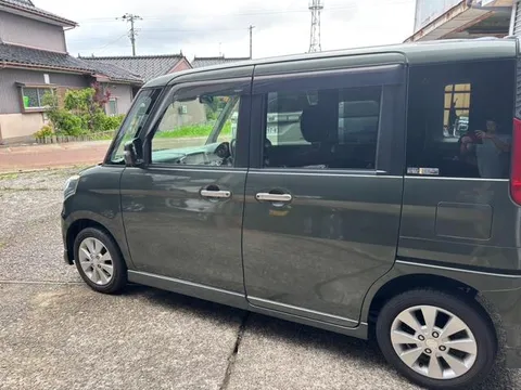 Suzuki Spacia