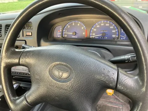 Toyota Hilux Sports Pick Up