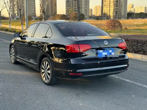 Volkswagen Sagitar
