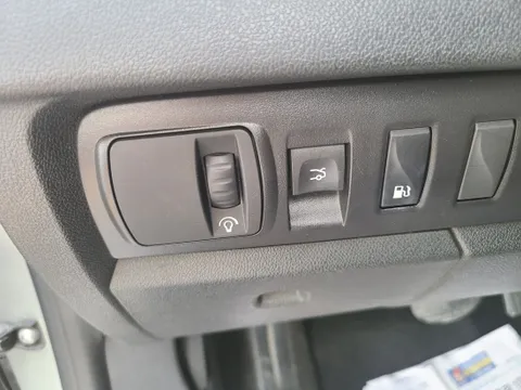 Renault SM3