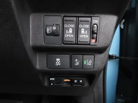Honda Freed Plus