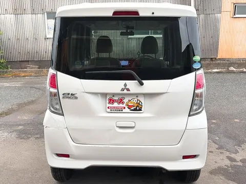 Mitsubishi eK Space