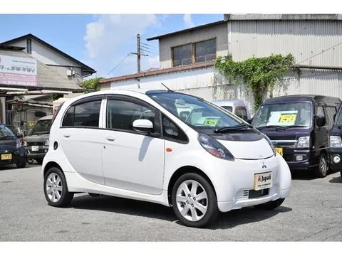 Mitsubishi I