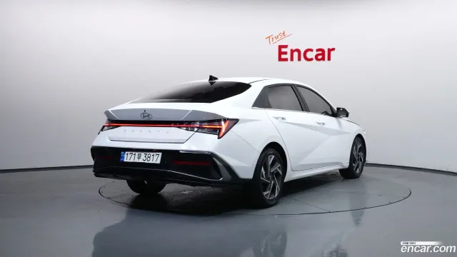 Hyundai Elantra (Avante)