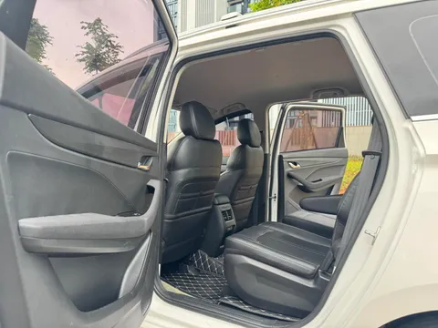 Baojun 360