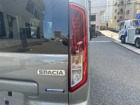 Suzuki Spacia