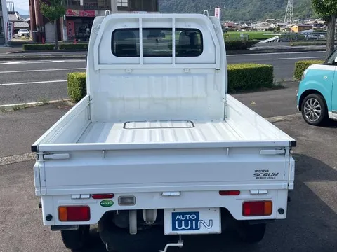 Mazda Scrum Truck