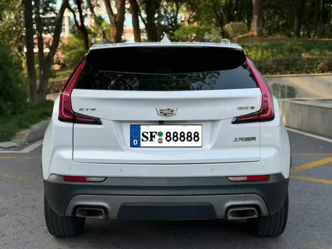 Cadillac XT4