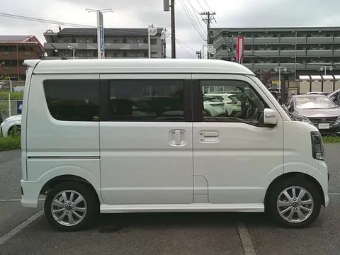 Nissan Clipper Rio