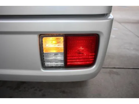 Mitsubishi Minicab Van