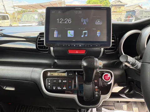 Honda N-BOX Plus Custom
