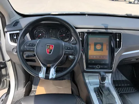 Roewe RX5