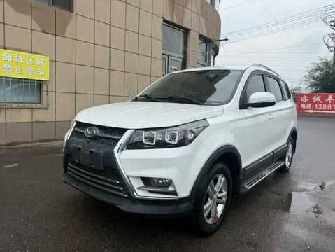 BAIC S3