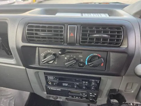 Mitsubishi Minicab Van