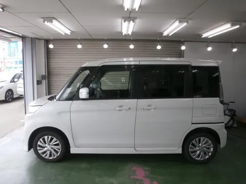 Suzuki Spacia Custom Z