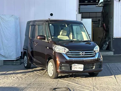 Nissan Dayz Roox