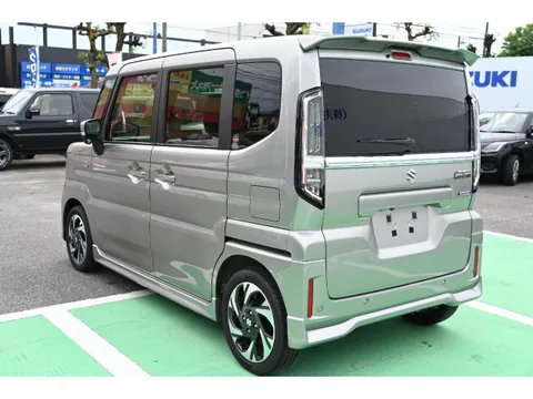 Suzuki Spacia Custom