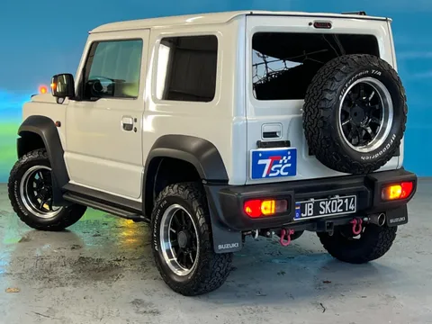 Suzuki Jimny Sierra