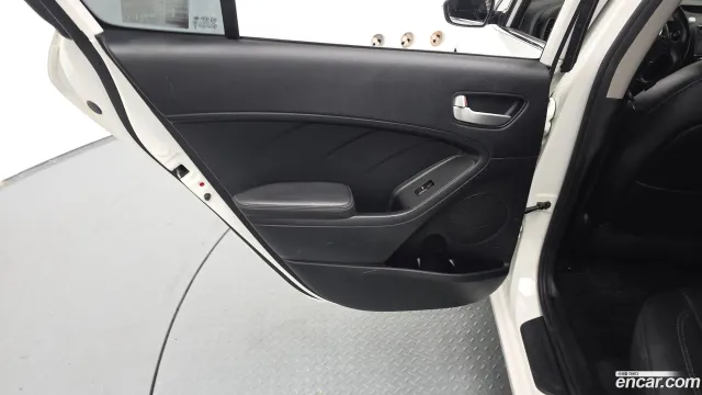 Kia Cerato (K3)