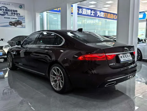 Jaguar XFL