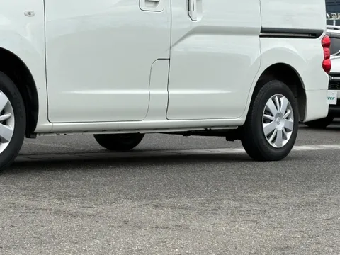Nissan Vanette