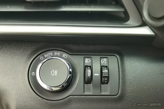 Buick GL6