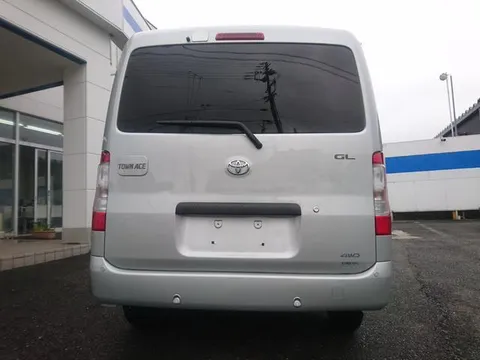 Toyota TownAce Van
