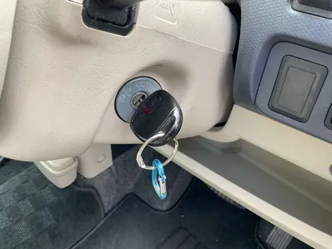 Nissan Otti
