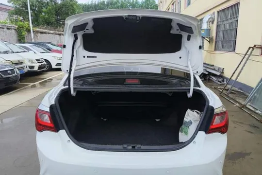 BYD F3
